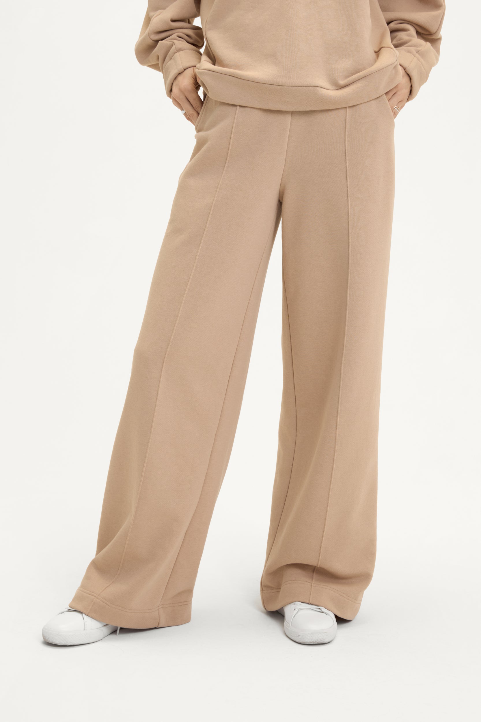 Loungewear Set in Light Brown