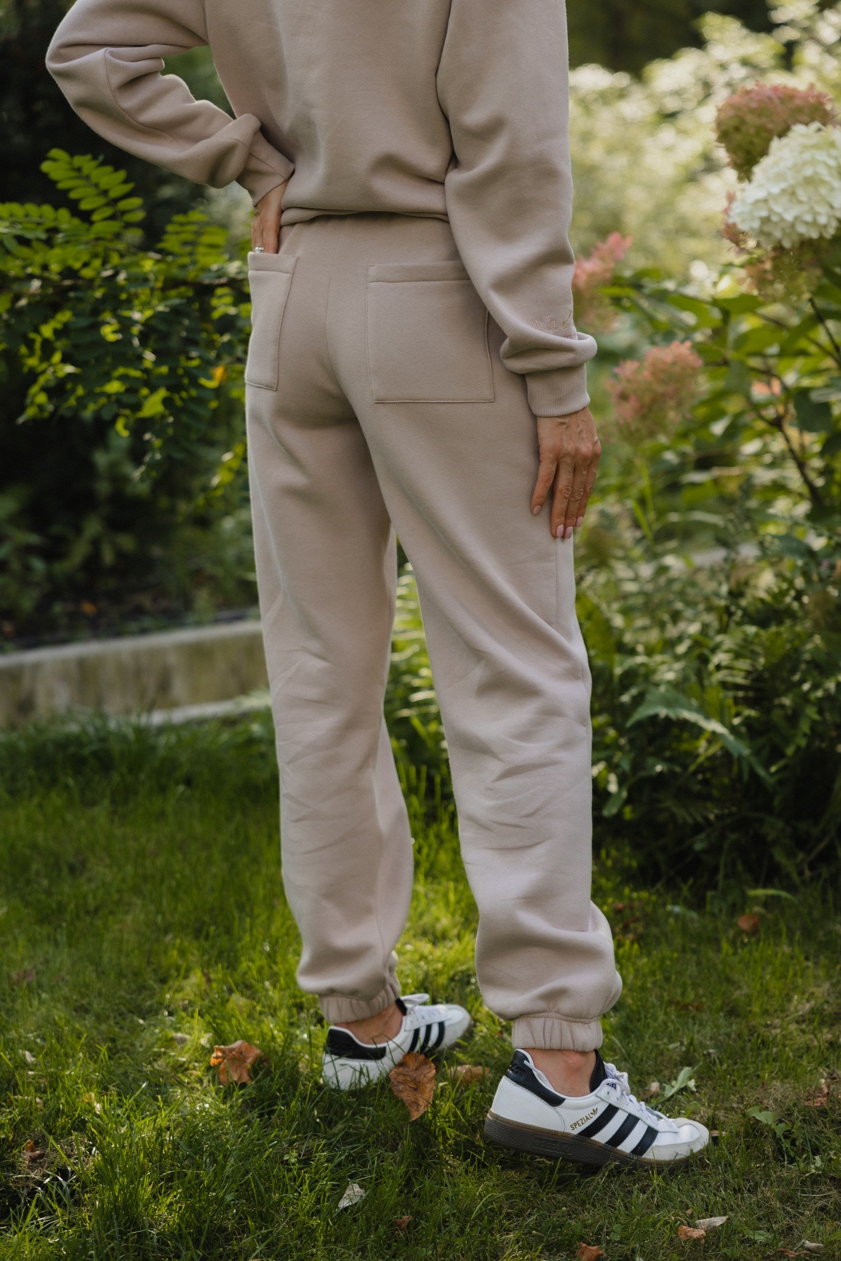 Genesis Sweatpants in Dusty Pink