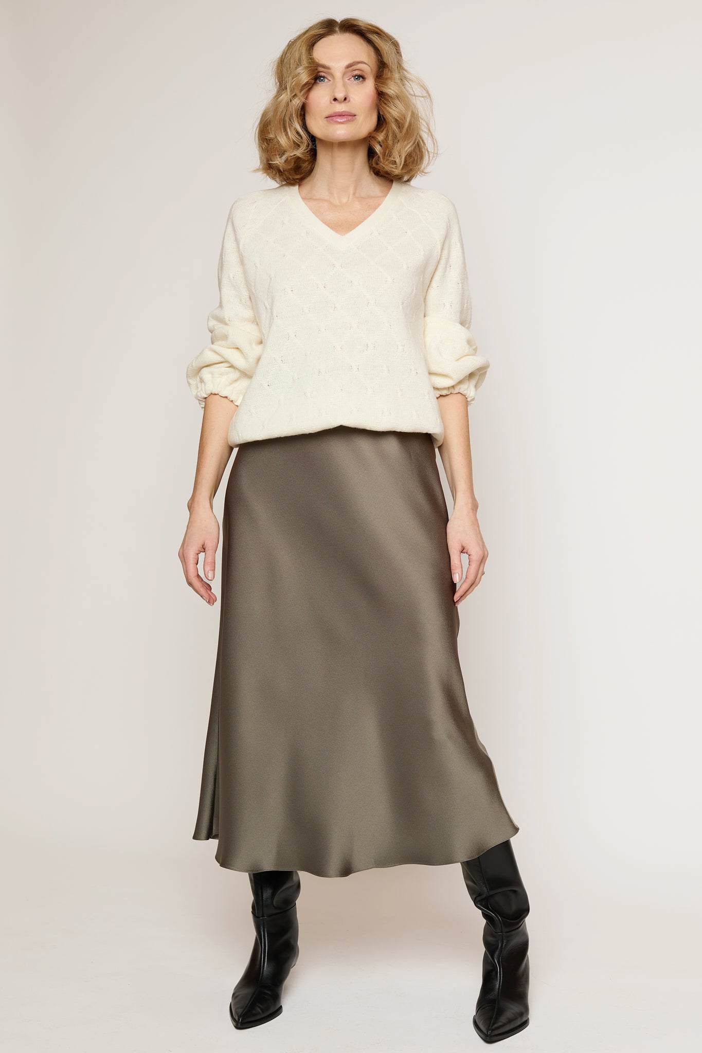 Skirt Silva in Moss green