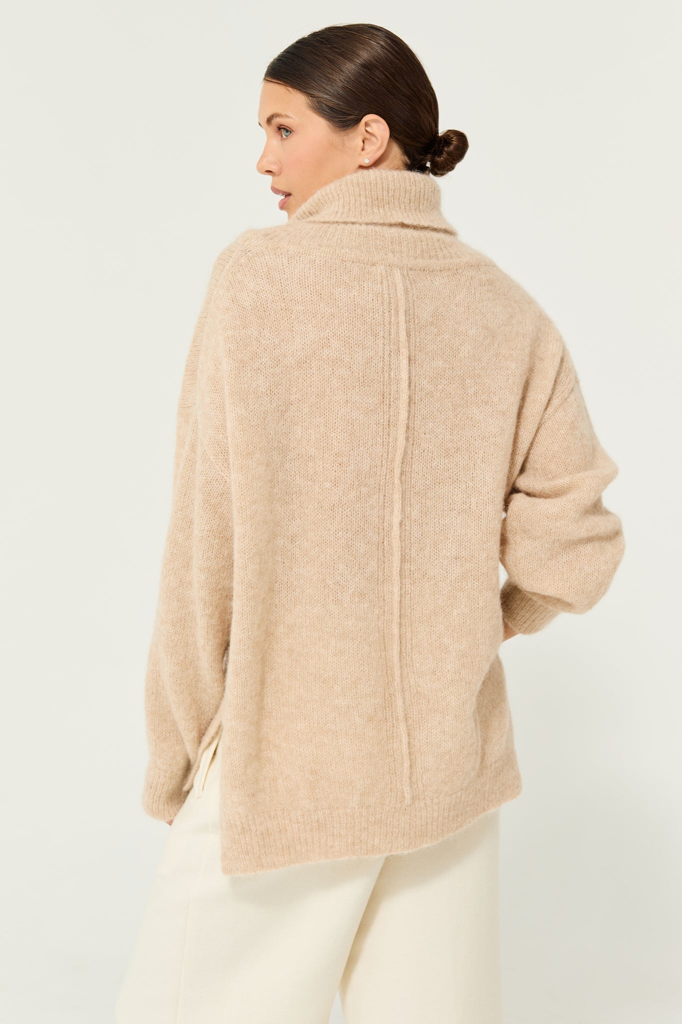 Altus Turtleneck Sweater in Sand