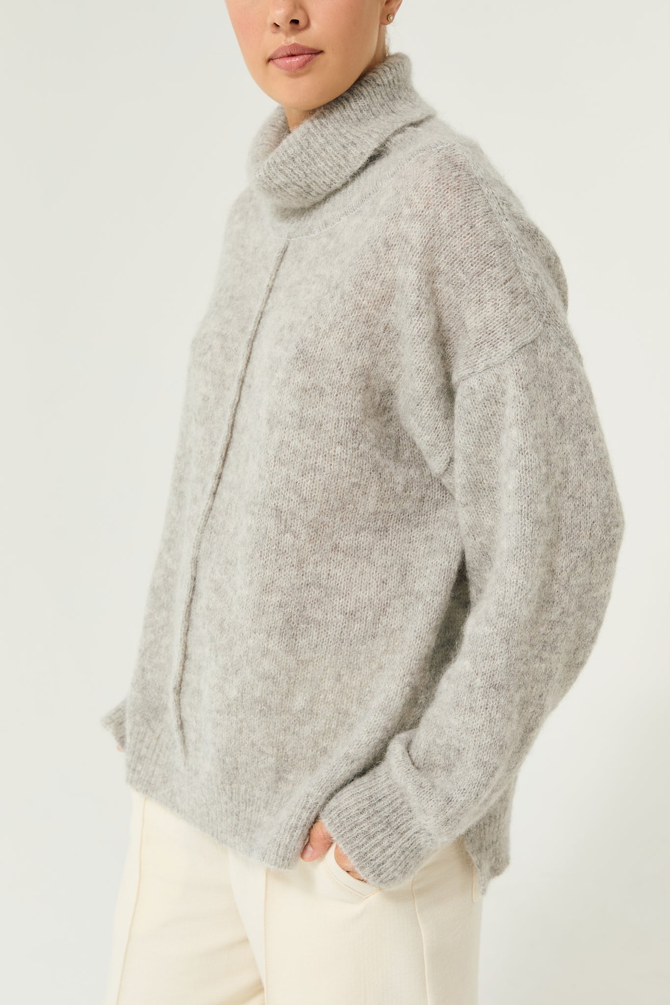 Altus Turtleneck Sweater in Grey