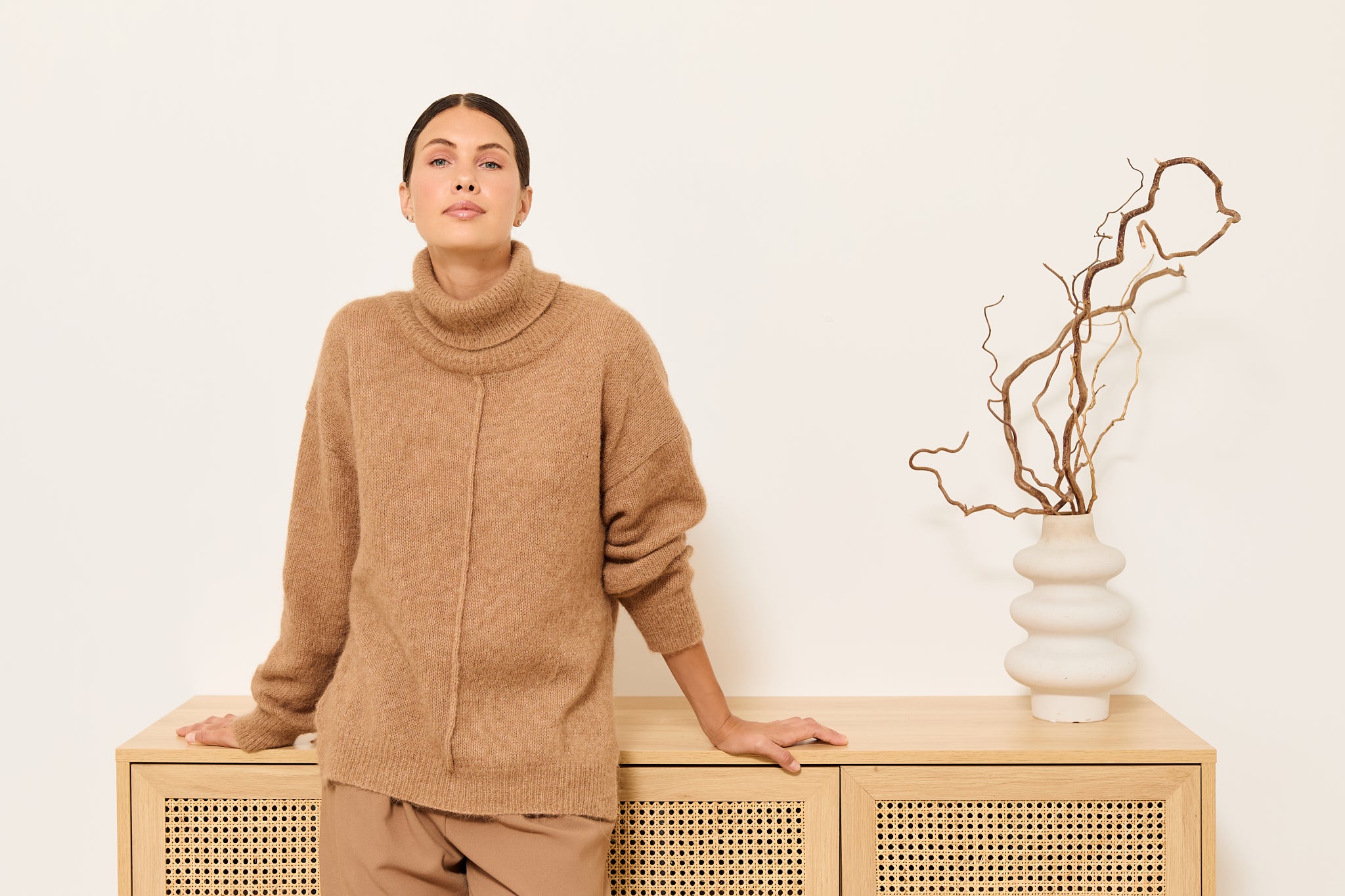 Altus Turtleneck Sweater in Brown