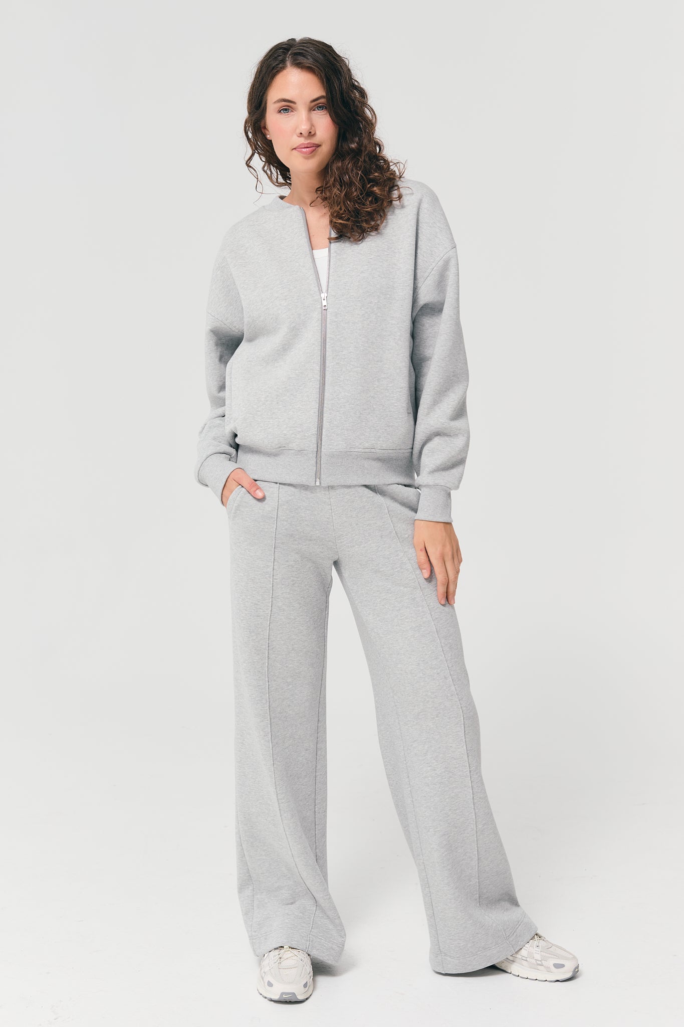 Luna Sweatpants in Grey