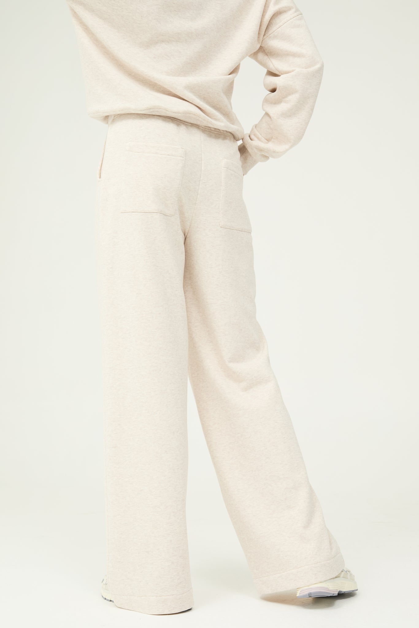 Otium Sweatpants in Sand