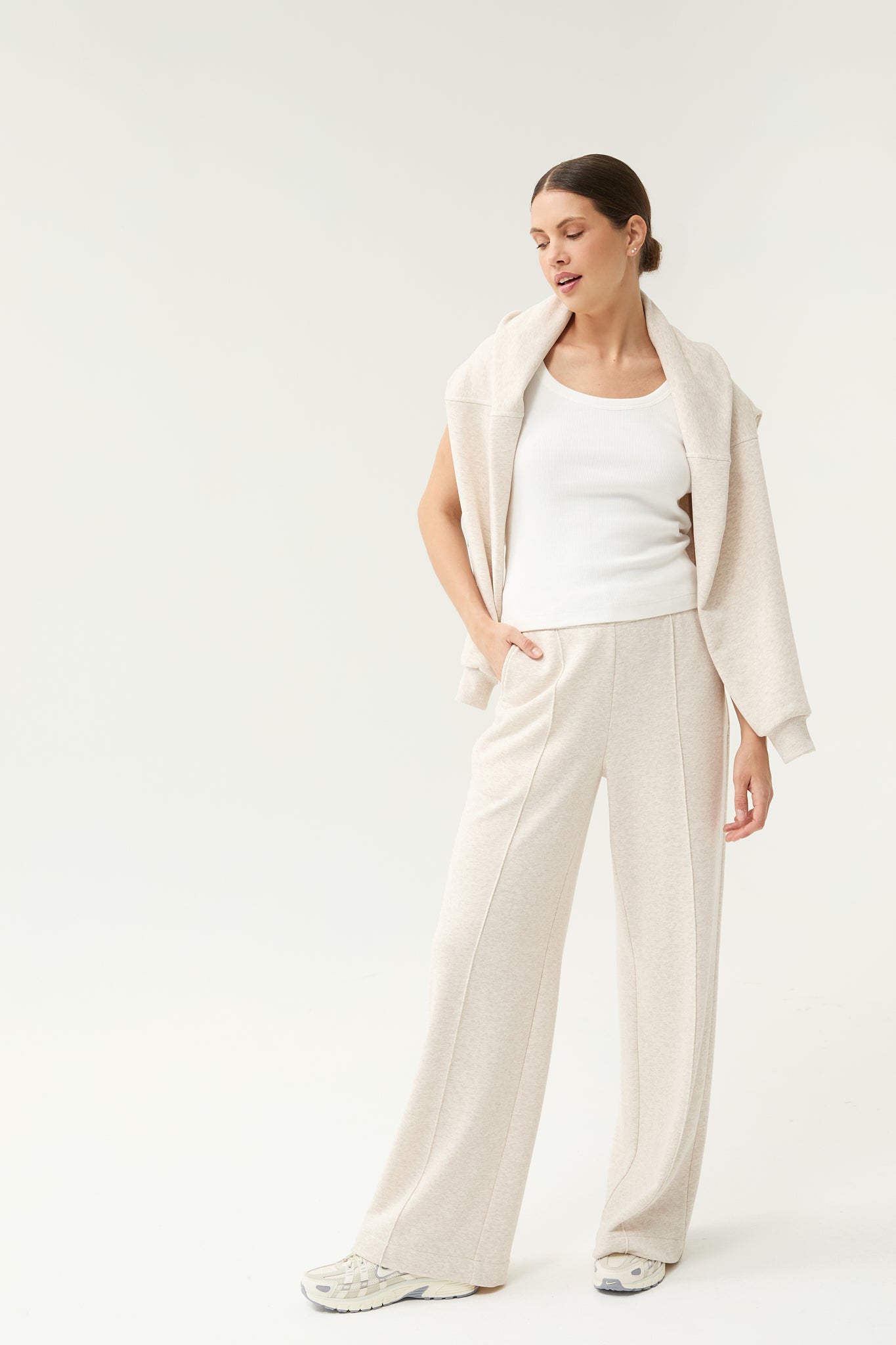 Otium Sweatpants in Sand