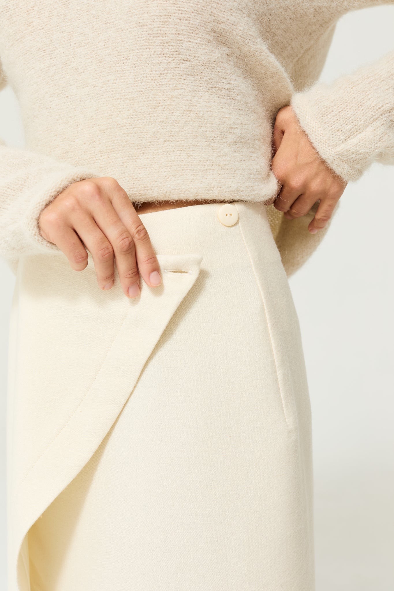  Skirt Lana in Ivory White 