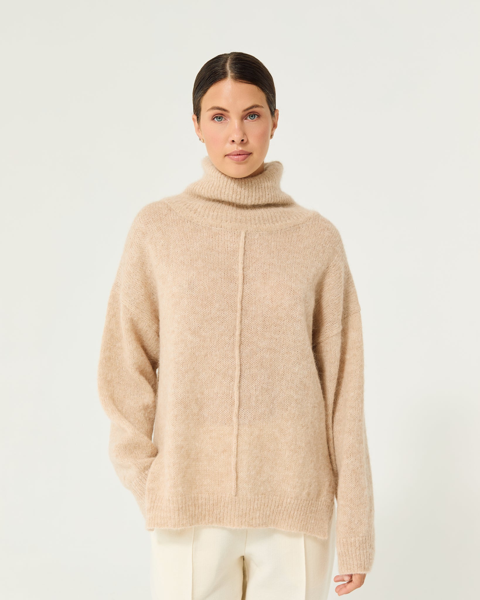 Altus Turtleneck Sweater in Sand