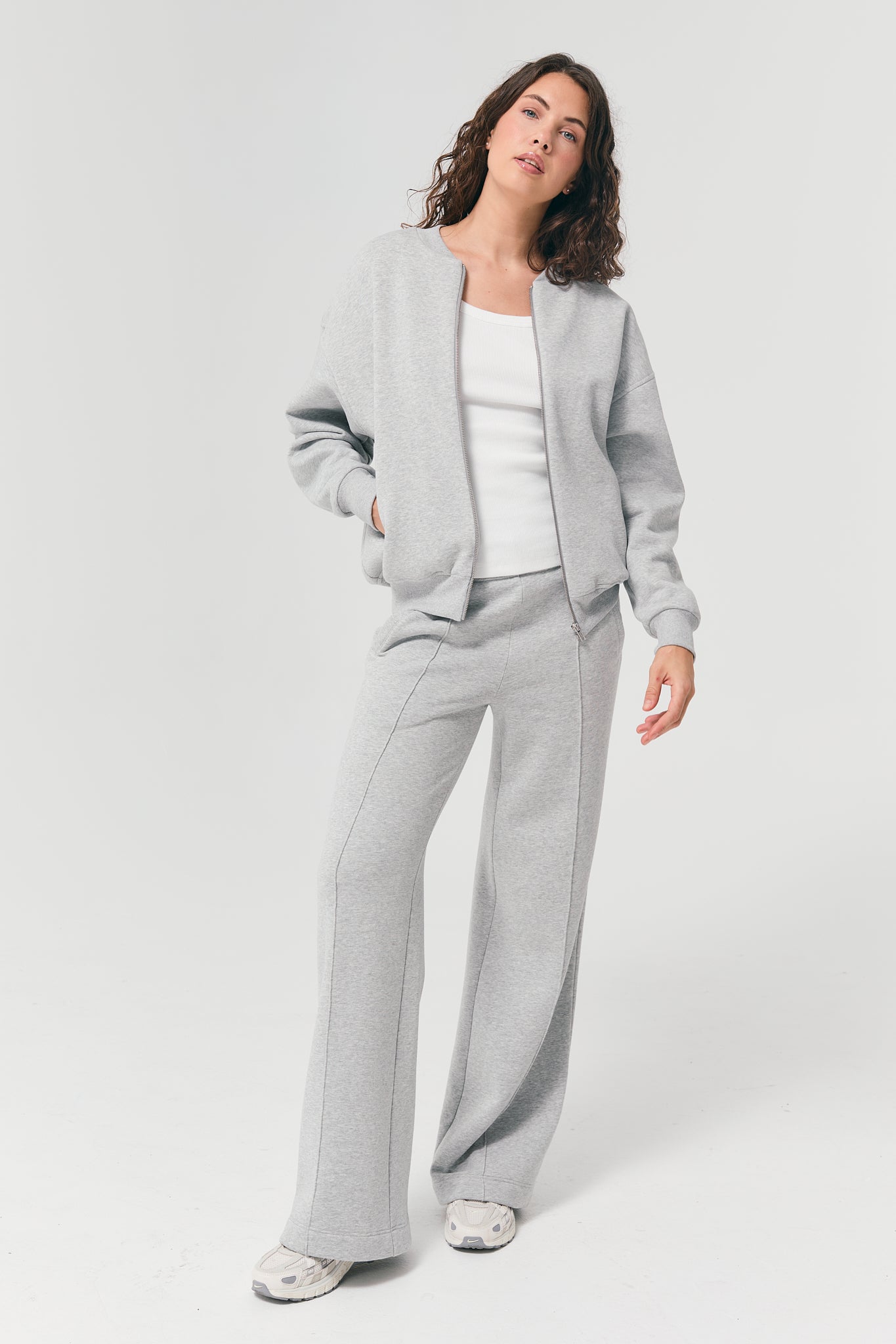 Luna Sweatpants in Grey