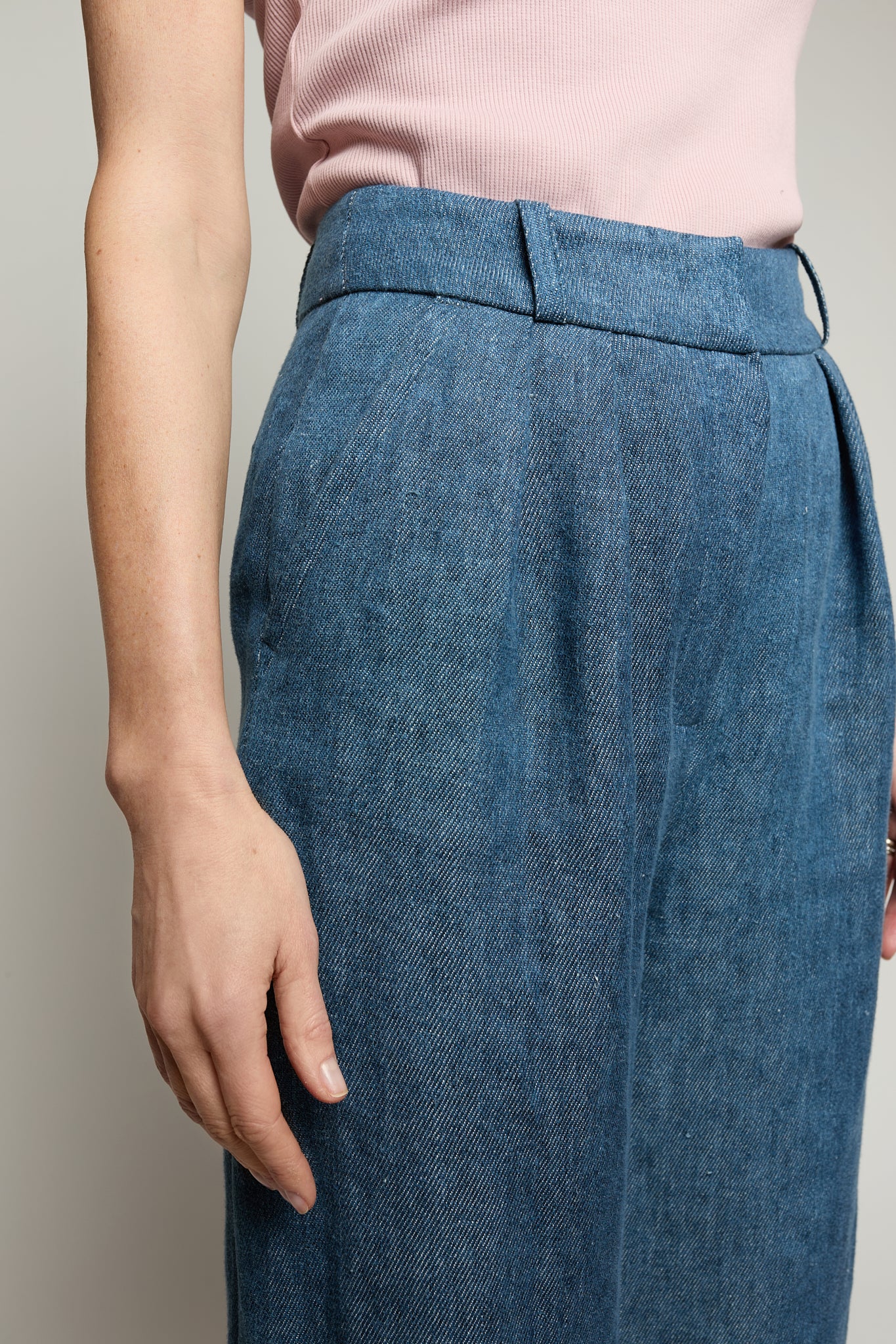 Denora Pants in Blue